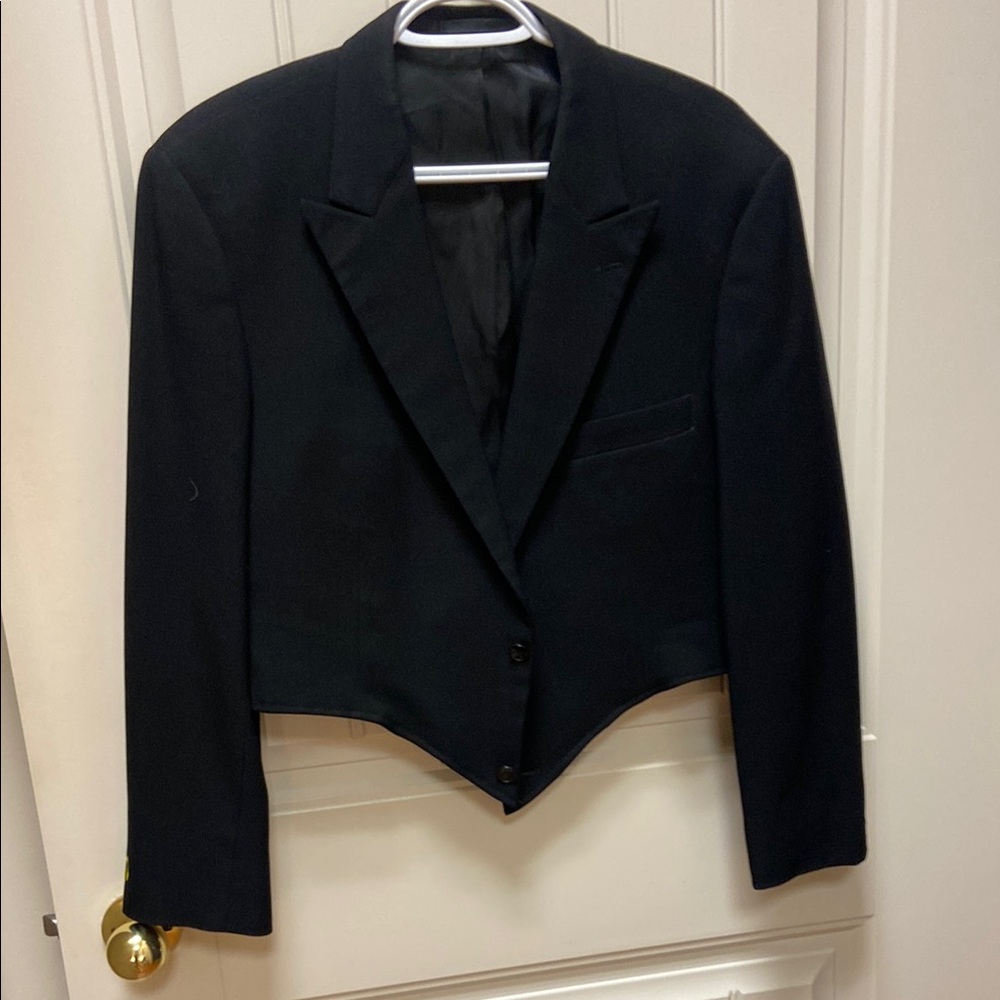 Black Cropped Blazer with Notched Lapels